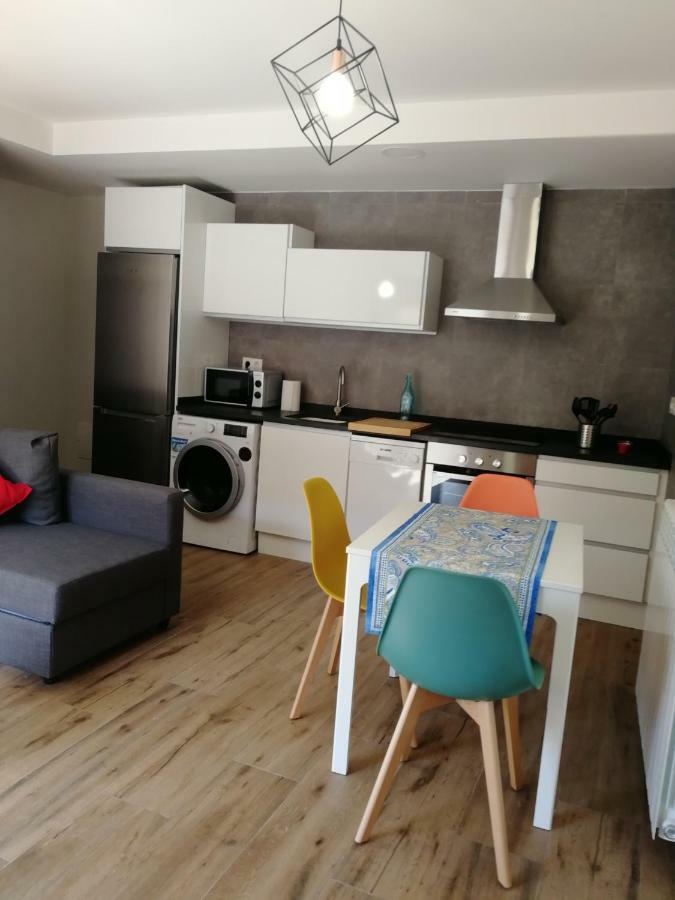 Apartamentos La Reunion Камарена-де-ла-Сьерра Экстерьер фото